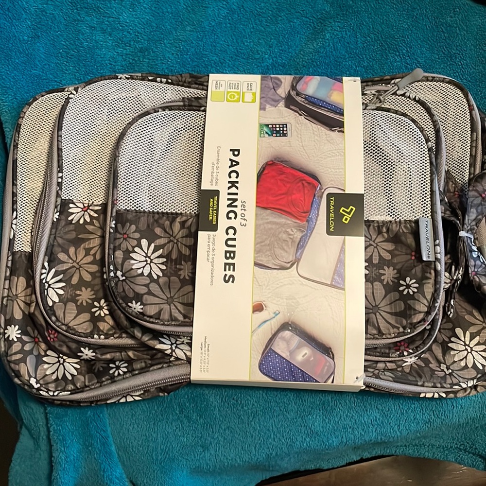 Packing cubes